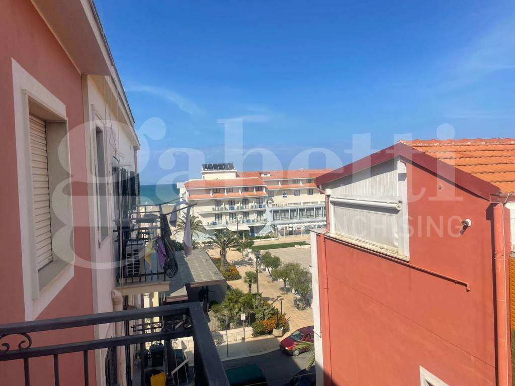 Appartamento a Margherita di savoia in via De Luca - Foto 4