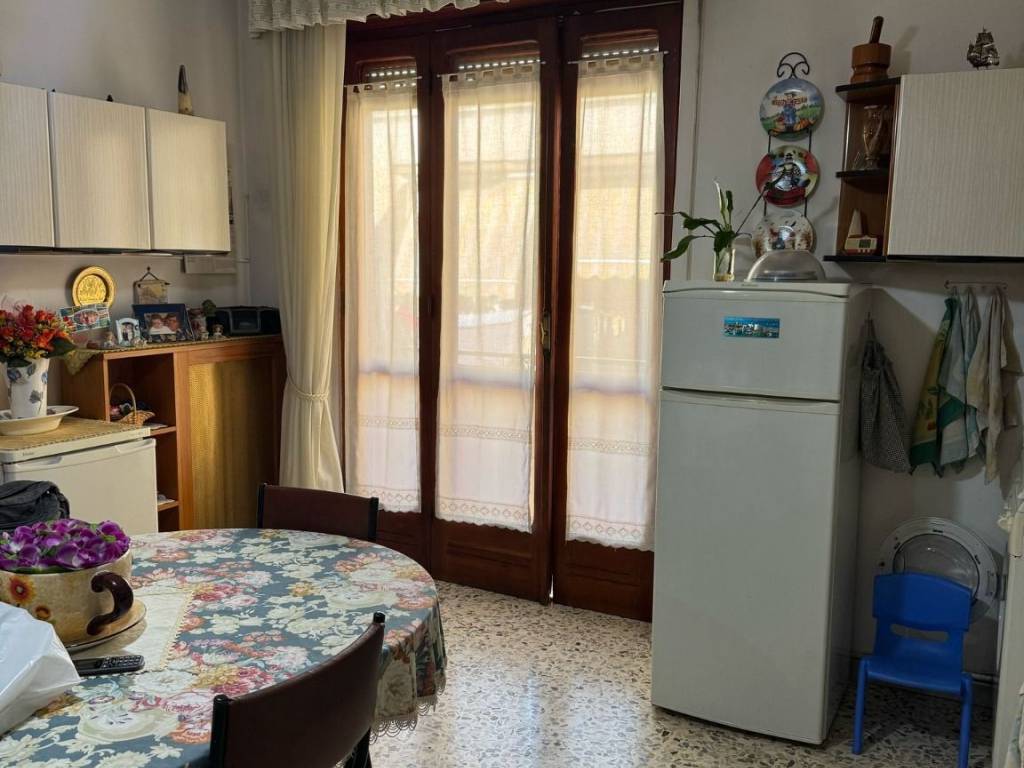 Appartamento a Barletta in Via Gaetano Francia, 47 - Foto 4