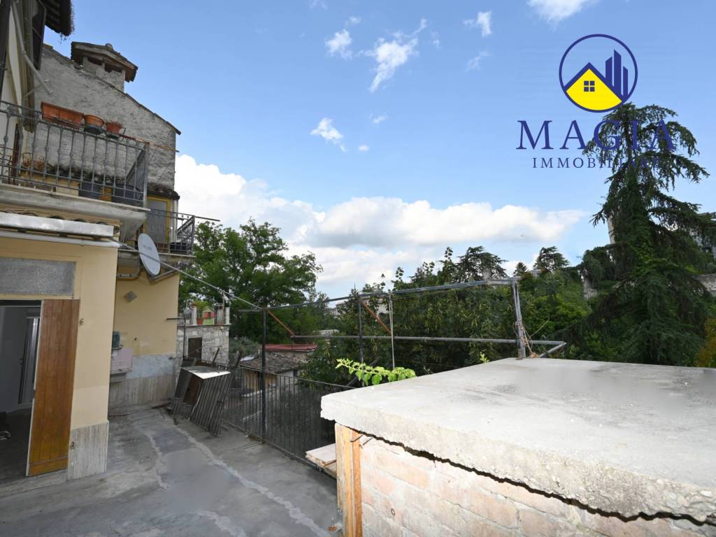 Appartamento a Ascoli piceno in VIA SAN SERAFINO, 5 - Foto 2