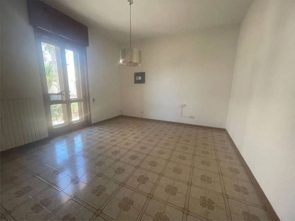 Appartamento a Brindisi in Via Cappuccini - Foto 4