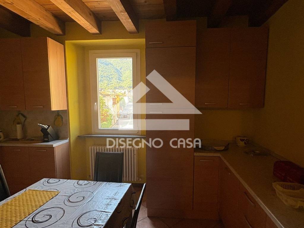 Appartamento a Valmadrera in Via Roma, 32 - Foto 2