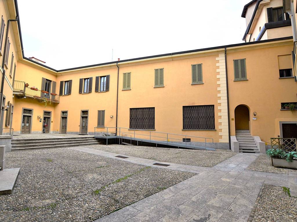 Appartamento a Merate in Via Trento, 10 - Foto 2