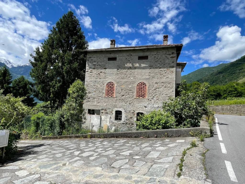 Villa a Bianzone in Via Stelvio S.N.C. - Foto 3