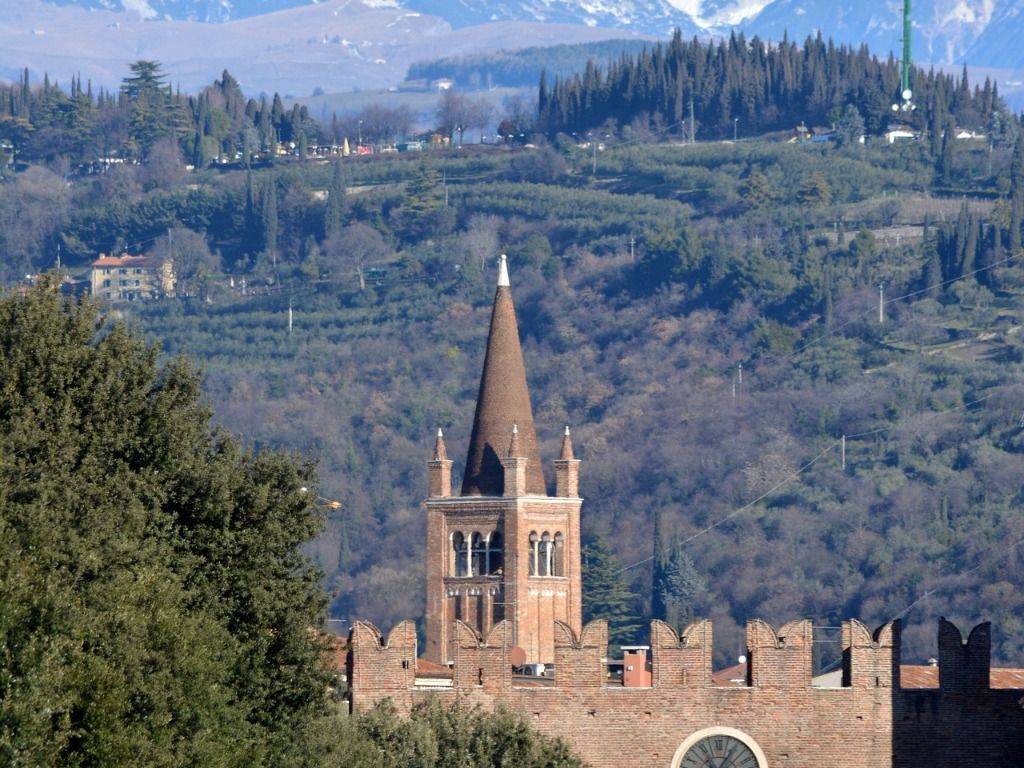 Appartamento a Verona in Strada Santa Caterina - Foto 5