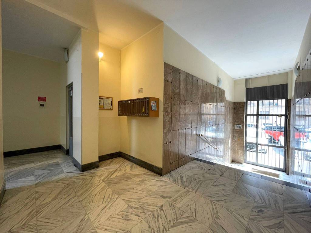 Appartamento a Torino in Via Gaspero Barbera, 29 - Foto 2