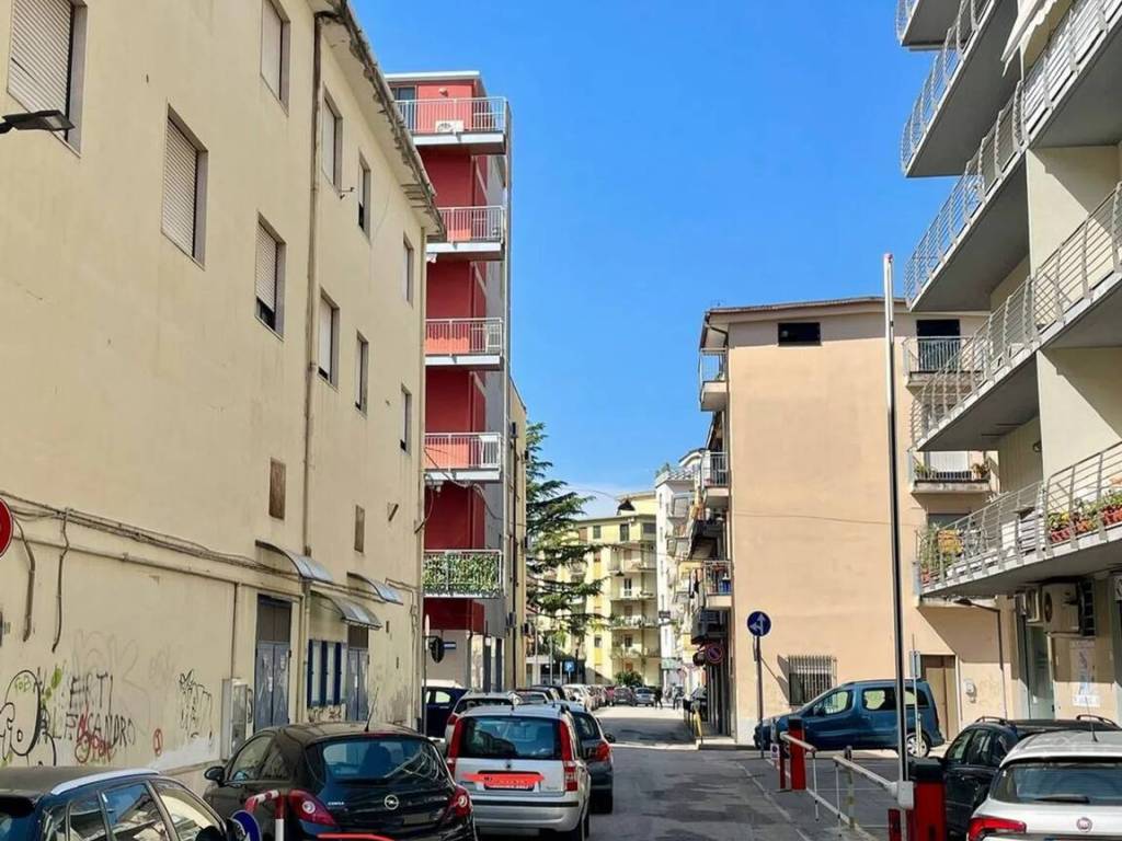 Appartamento a Battipaglia in Via Francesco Petrarca S.N.C. - Foto 3