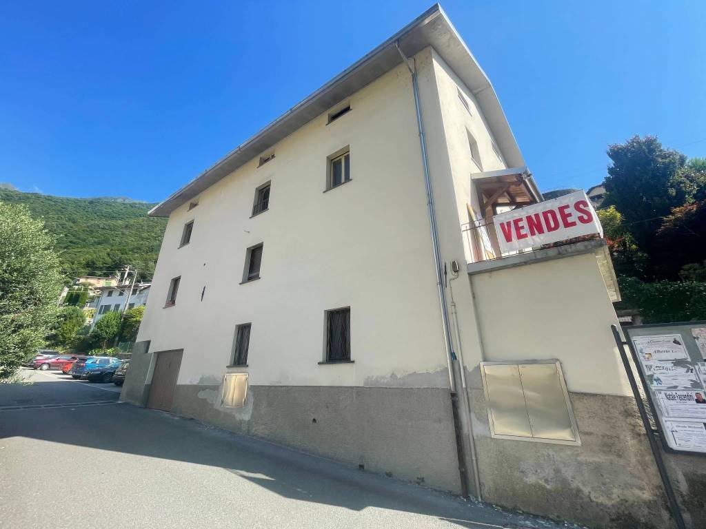 Appartamento a Verceia in Via Villa - Foto 2