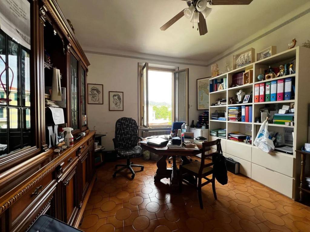 Appartamento a La spezia in Via Alfredo Oldoini, 5 - Foto 4