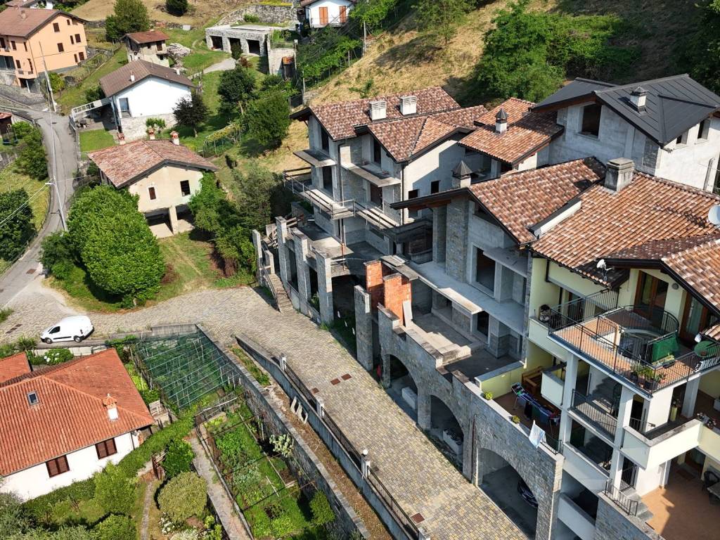Palazzo / stabile a Gravedona ed uniti in Via Cerviano, 60 - Foto 2