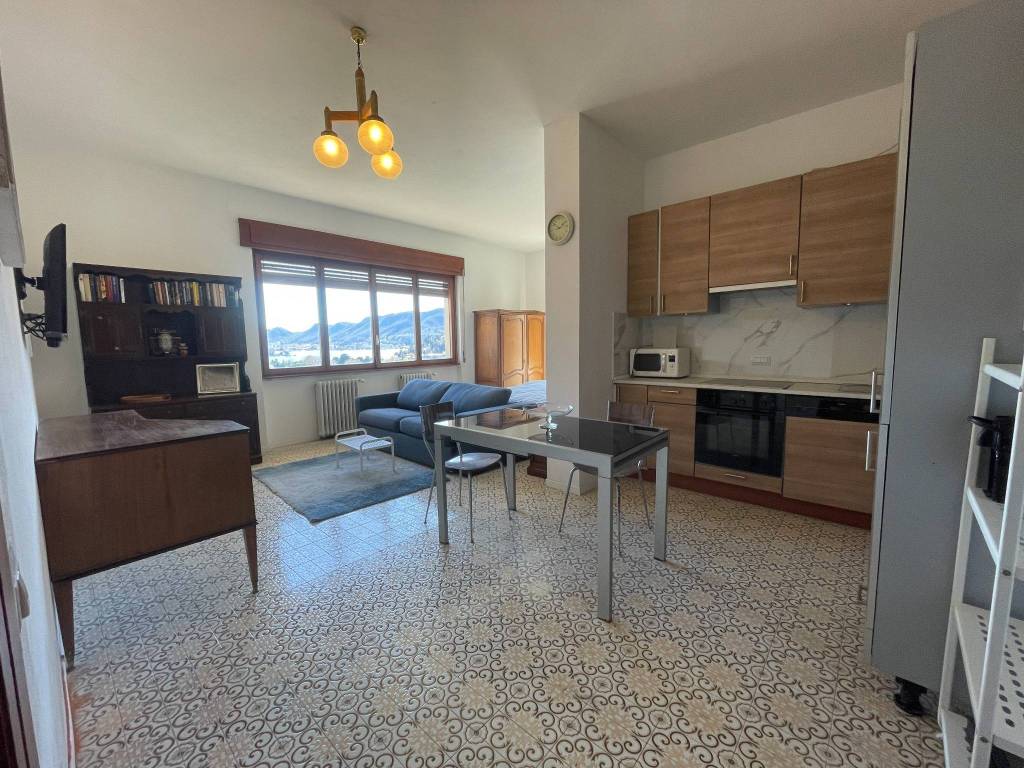 Appartamento a Cernobbio in Via 25 Aprile - Foto 2