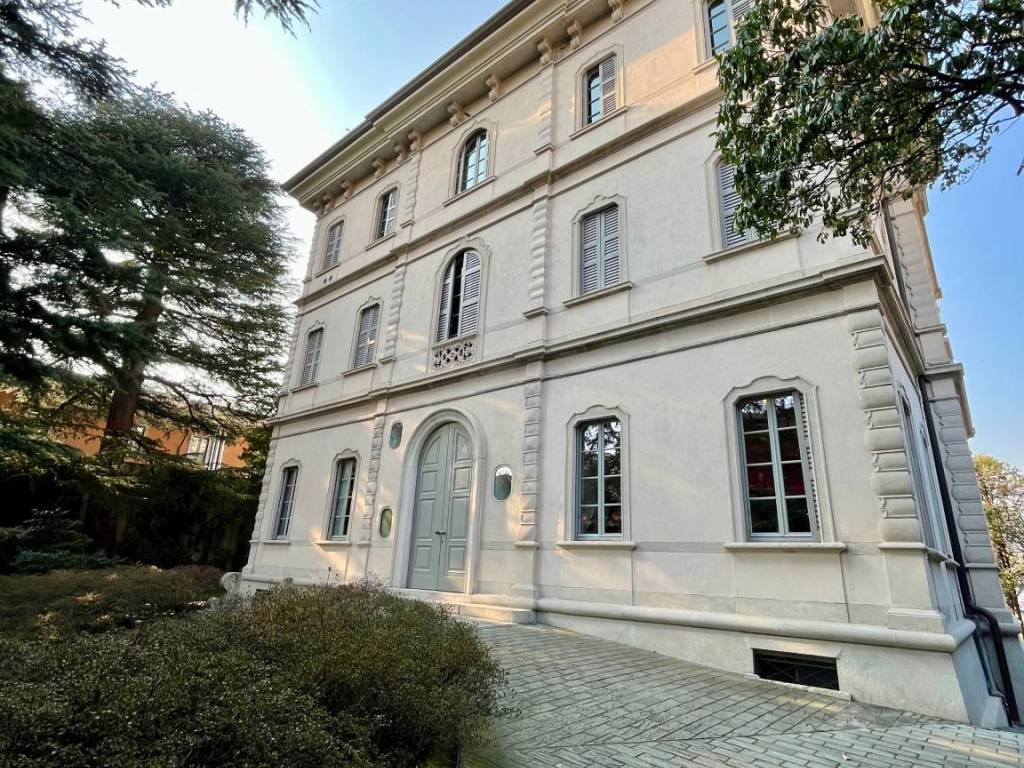 Appartamento a Como in Piazza Roma, 11 - Foto 2