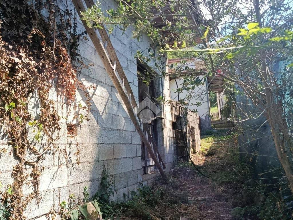 Rustico / casale a Alatri in VIA CASALE ALTO - Foto 2