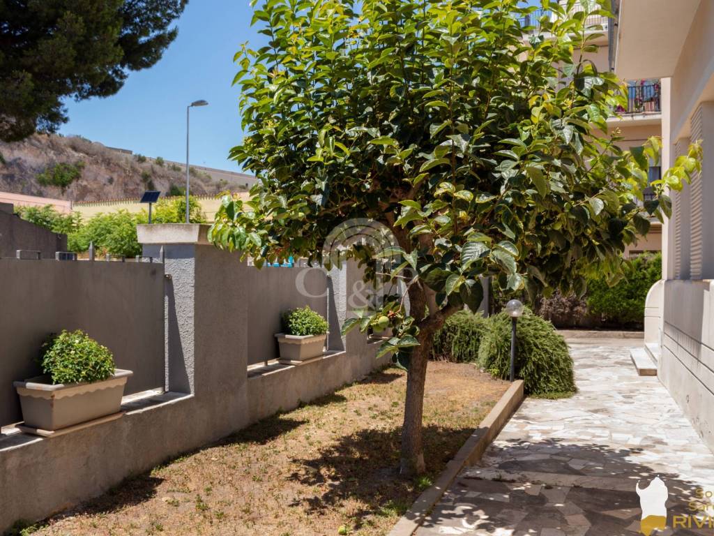 Villa a Cagliari in Viale San Vincenzo, 39 - Foto 4