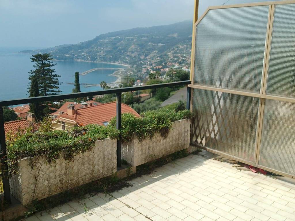 Appartamento a Ospedaletti in Via Padre Semeria, 48 - Foto 5