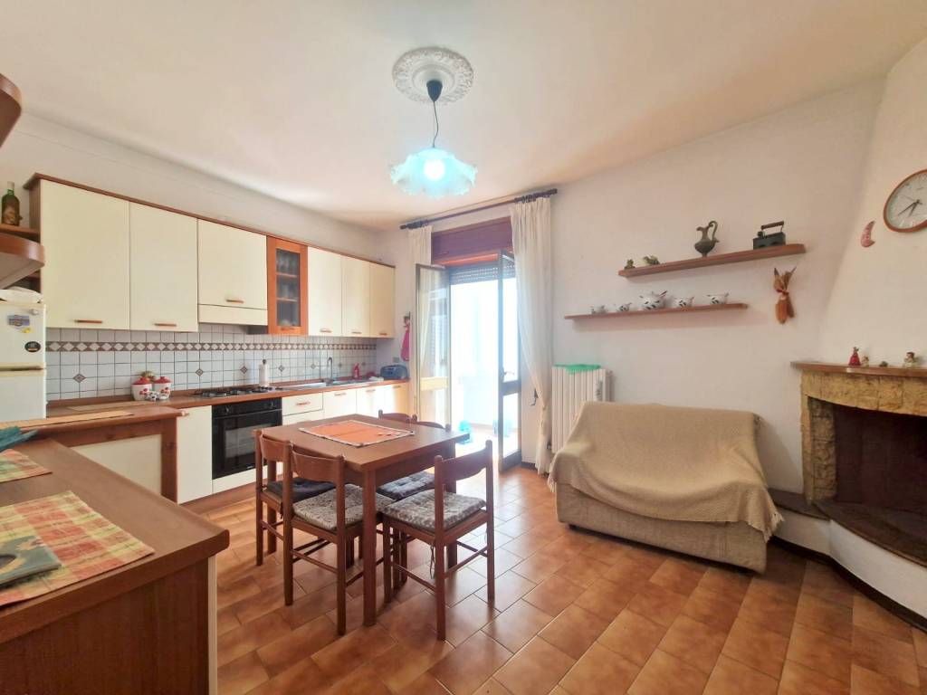 Appartamento a Tricase in Via Romolo Murri - Foto 2