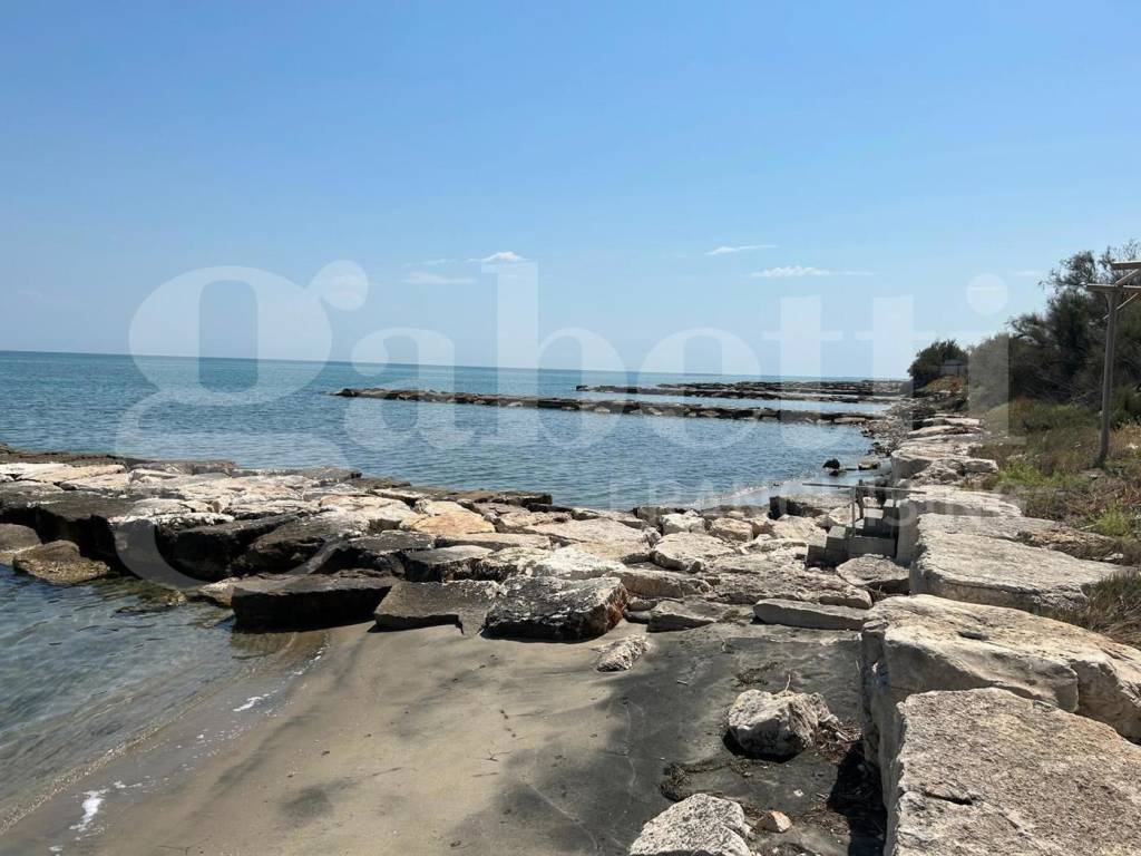 Casa indipendente a Margherita di savoia in STRADA PROVINCIALE 141, SNC - Foto 2