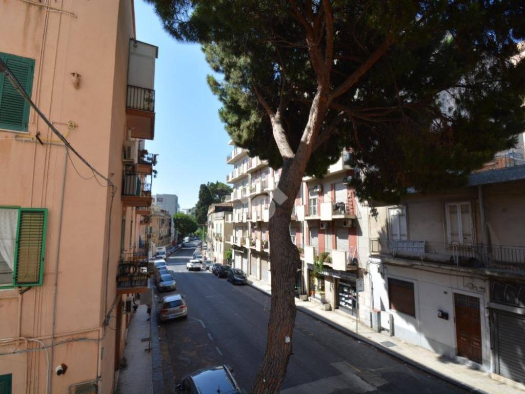 Appartamento a Messina in Viale Principe Umberto, 8 - Foto 3