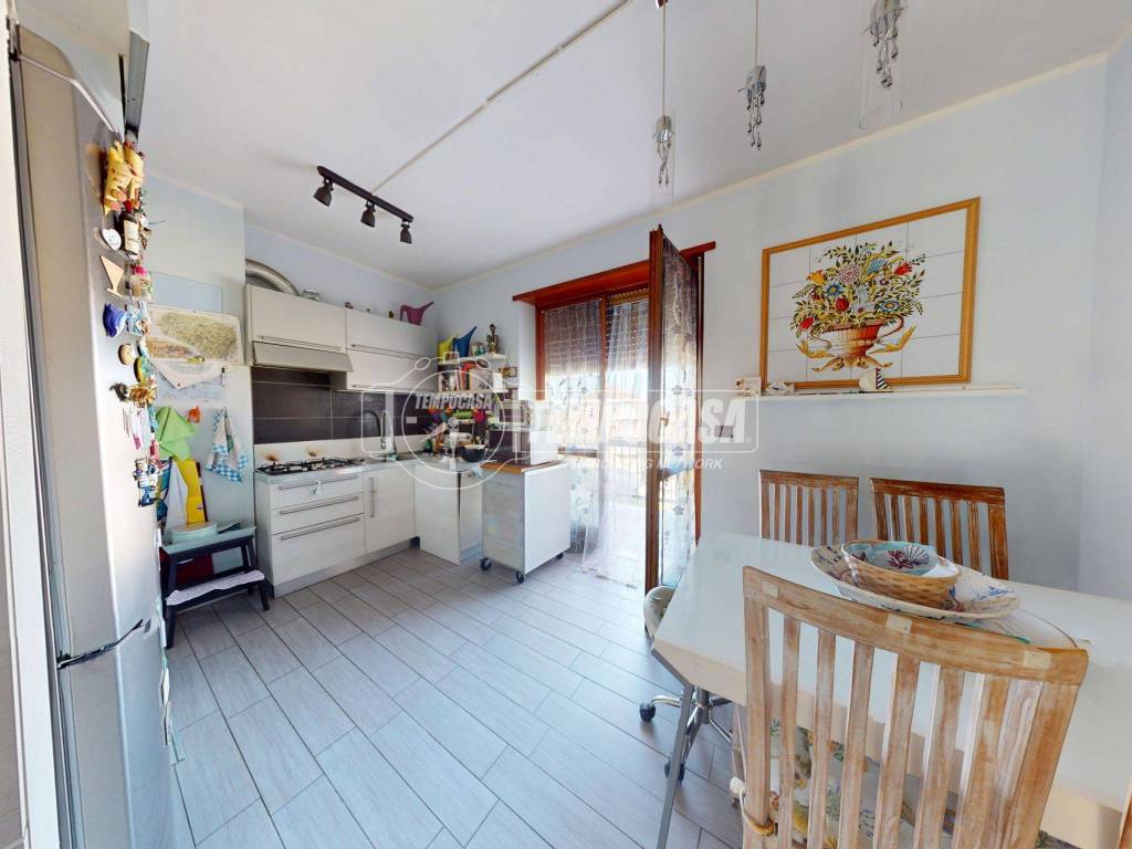 Appartamento a Caselle torinese in Via vernone - Foto 4