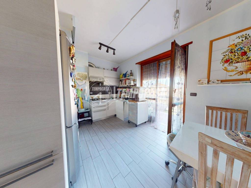 Appartamento a Caselle torinese in Via vernone - Foto 5