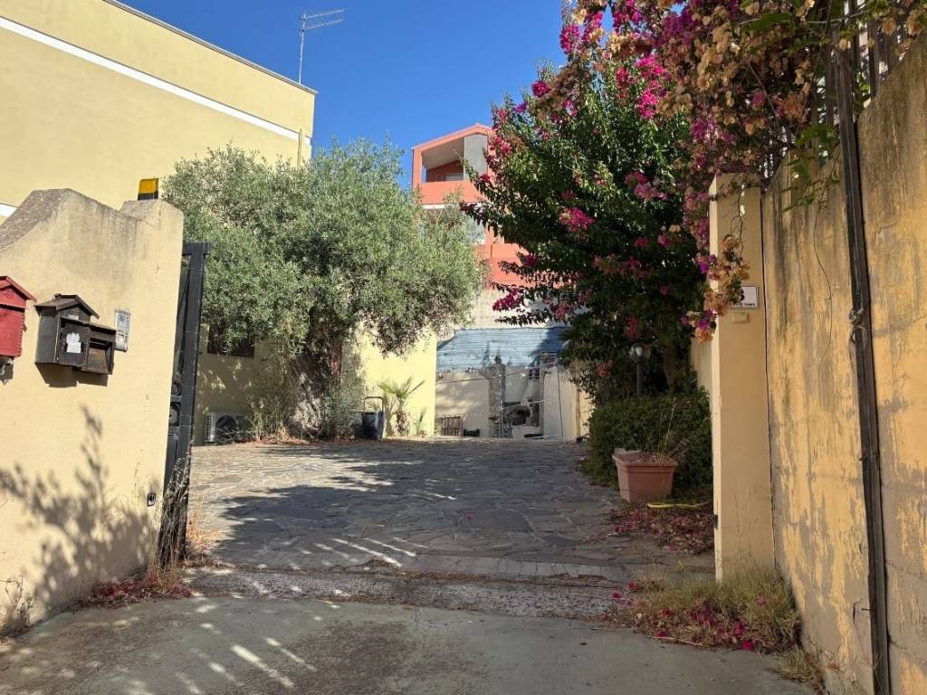 Villetta a schiera a Cagliari in Via Antioco Casula - Foto 4