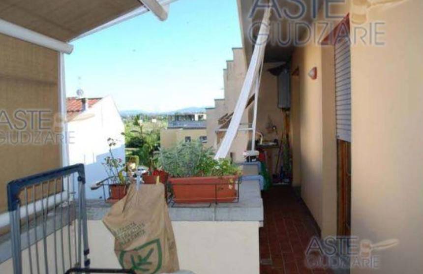 Appartamento a Pontedera in Via P. Profeti, 1 - Foto 2