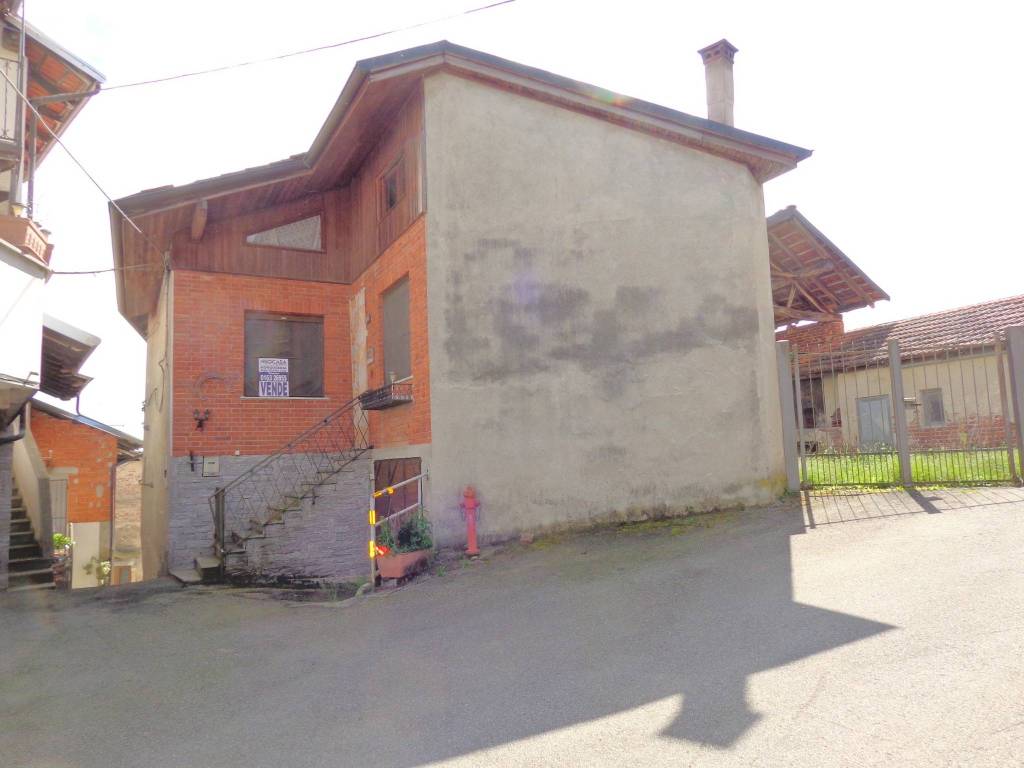 Casa indipendente a Caprile in Frazione Centro - Foto 2