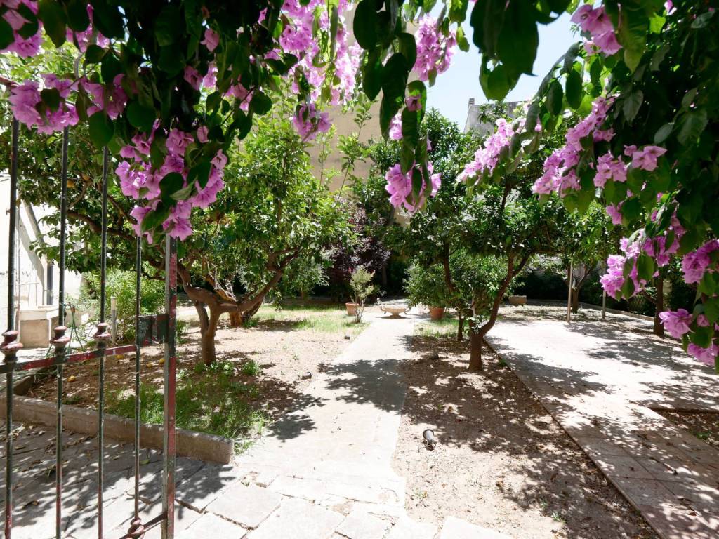 Casa indipendente a Acquaviva delle fonti in Piazza Vittorio Emanuele II, 2 - Foto 4