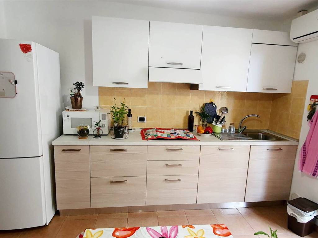 Appartamento a Loceri in via Regina Elelna - Foto 4
