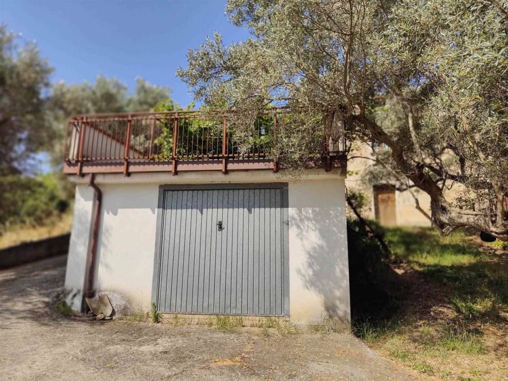 Rustico / casale a Cosenza in Contrada Tenimento - Foto 3