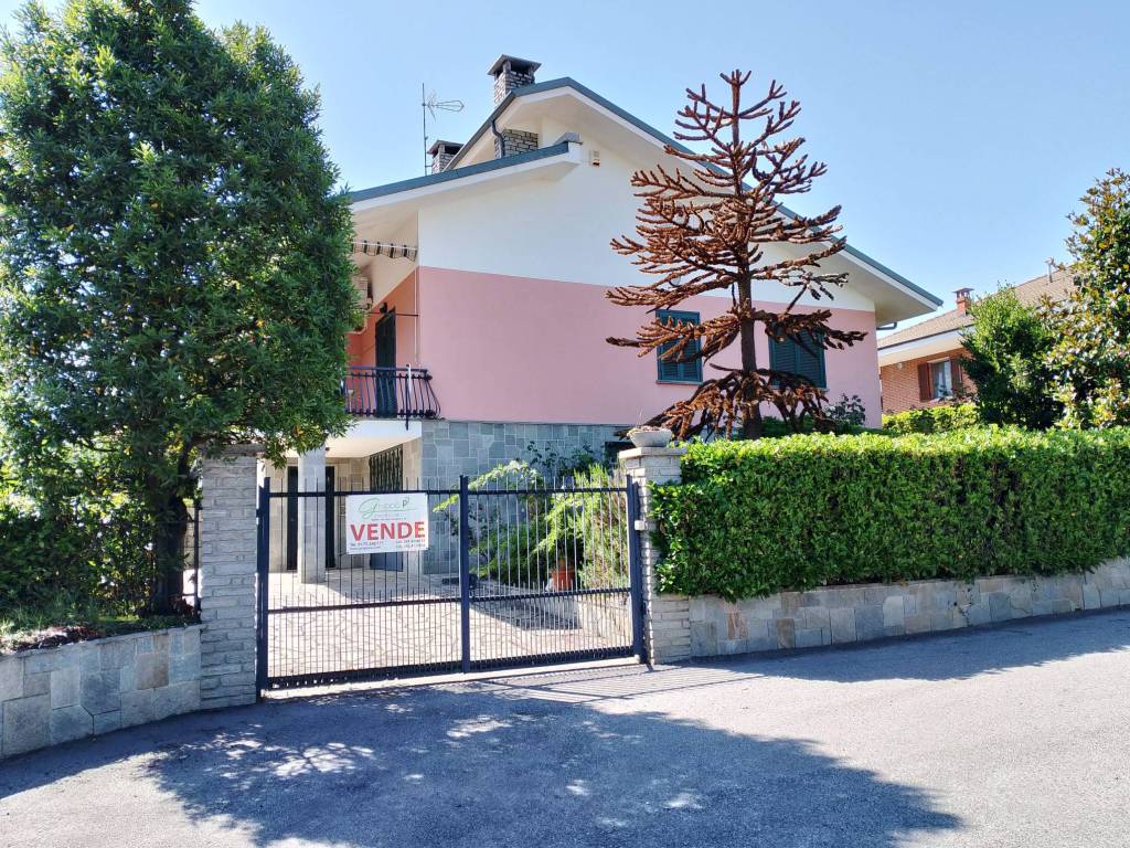 Villa a Barge in Via 25 Aprile, 8 - Foto 2