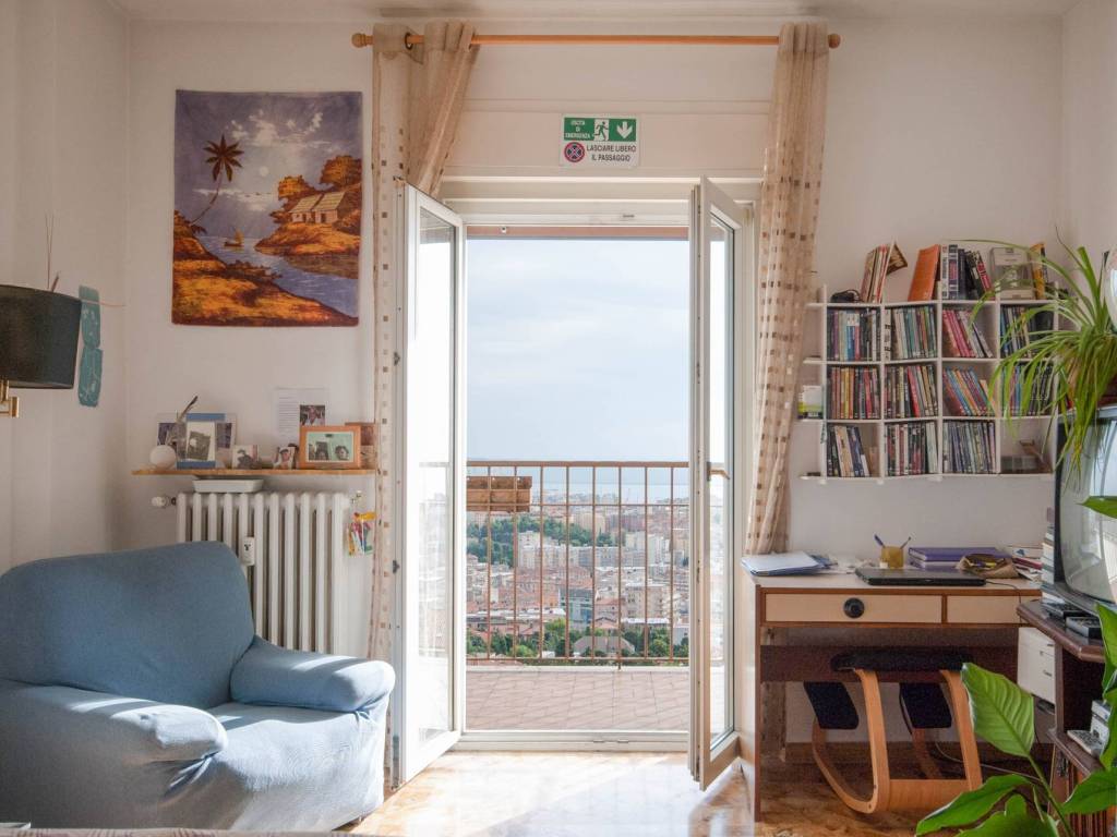Appartamento a Trieste in Via Pompeo De Brigido, 7 - Foto 2