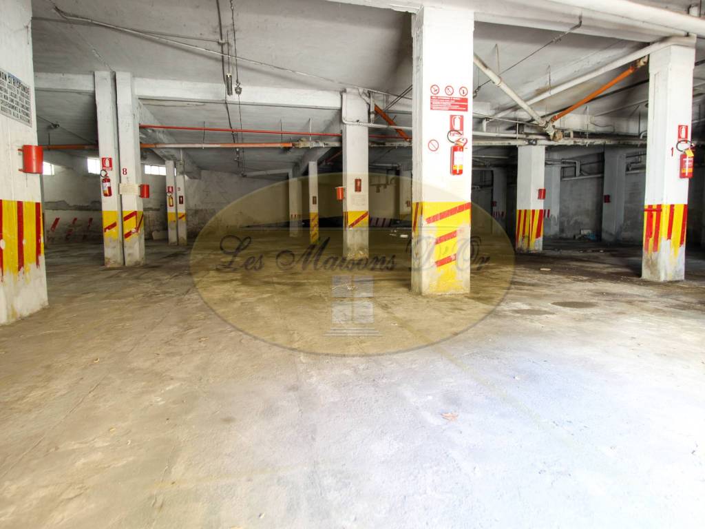 Box / garage a Eboli in Via San Berardino, 22 - Foto 4