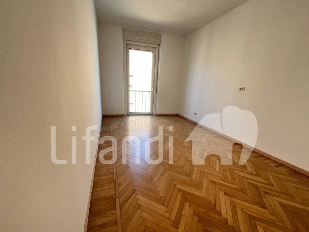 Appartamento a Bolzano in Piazza della Vittoria - Siegesplatz - Foto 2