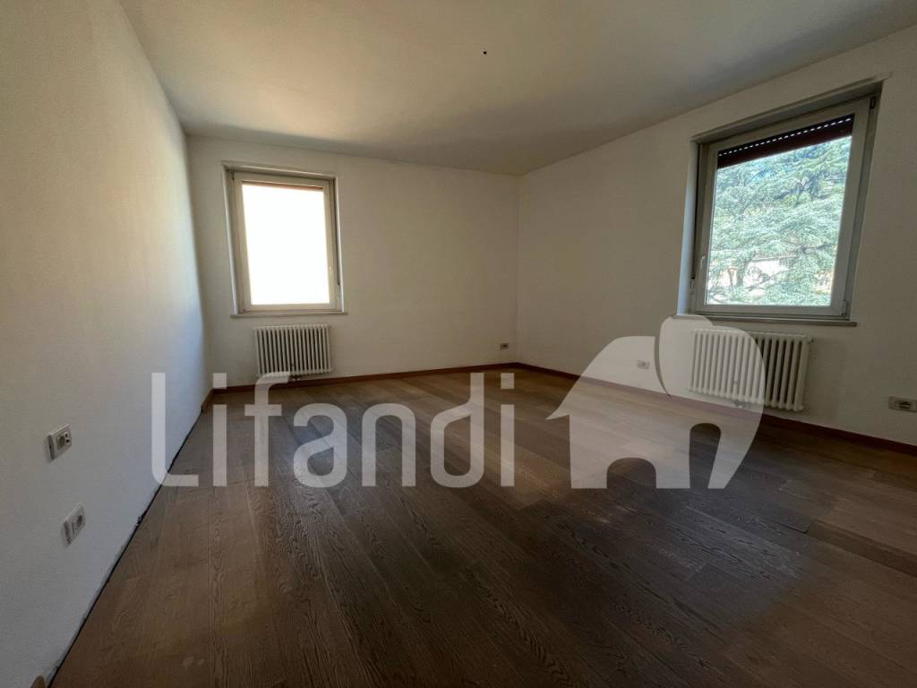Appartamento a Bolzano in Piazza della Vittoria - Siegesplatz - Foto 3