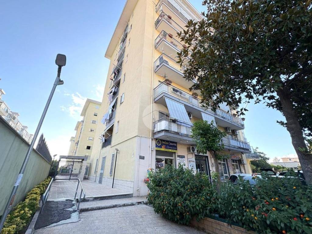 Appartamento a Castellammare di stabia in Via Annunziatella - Foto 4