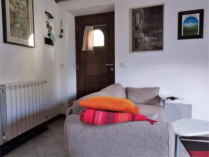 Appartamento a Chiesa in valmalenco in Via Ezio Vanoni - Foto 5