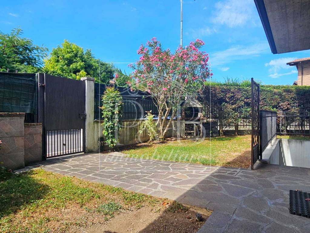 Appartamento a Castegnato in Via vittorio Veneto, 43 - Foto 2