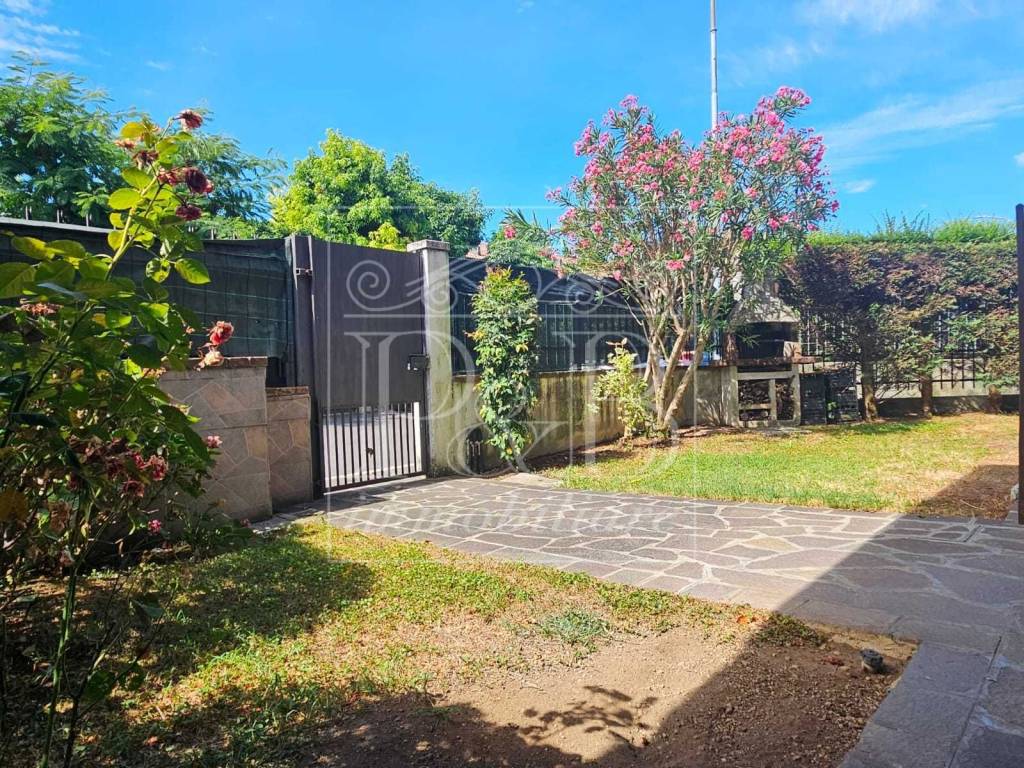 Appartamento a Castegnato in Via vittorio Veneto, 43 - Foto 4