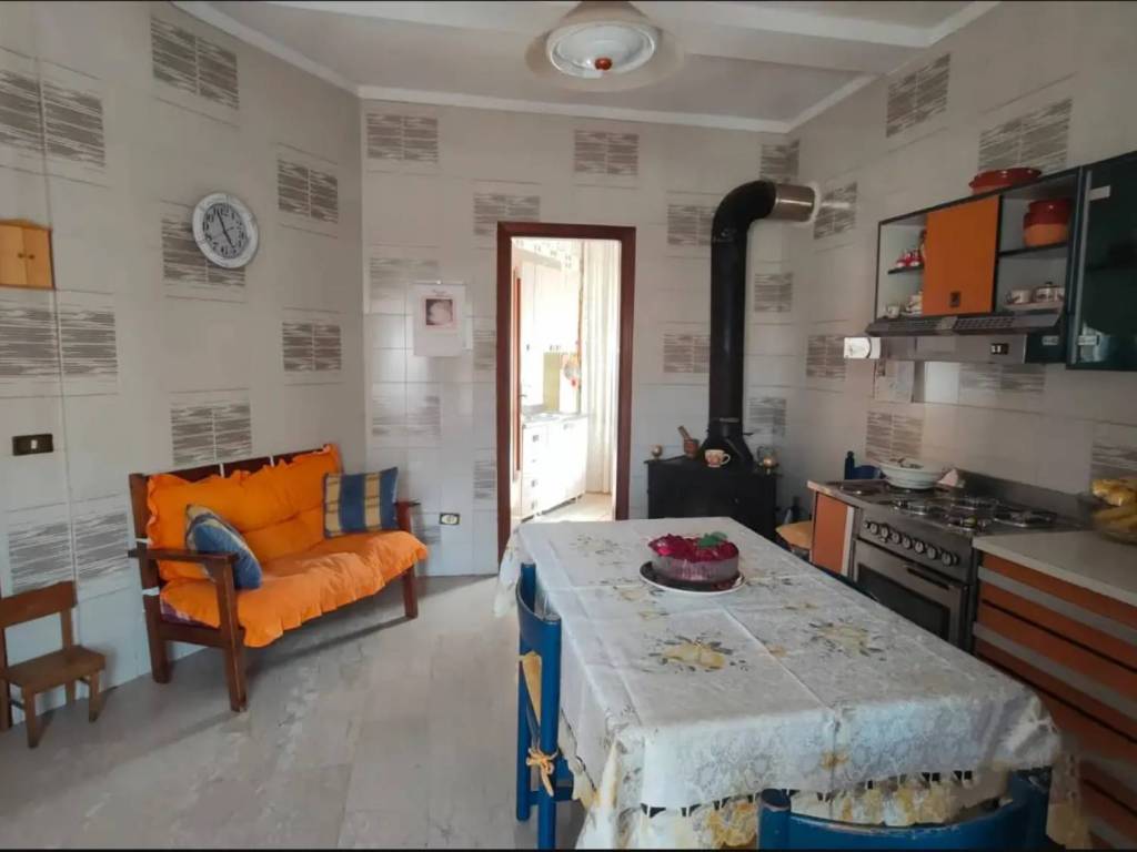 Appartamento a Pisticci in Via Carlo Levi - Foto 2