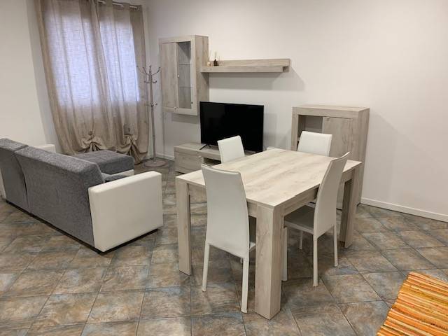 Appartamento a Novara in Viale Dante Alighieri - Foto 3