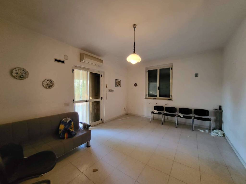 Villa a Andria in Via Antonio da Villa - Foto 4