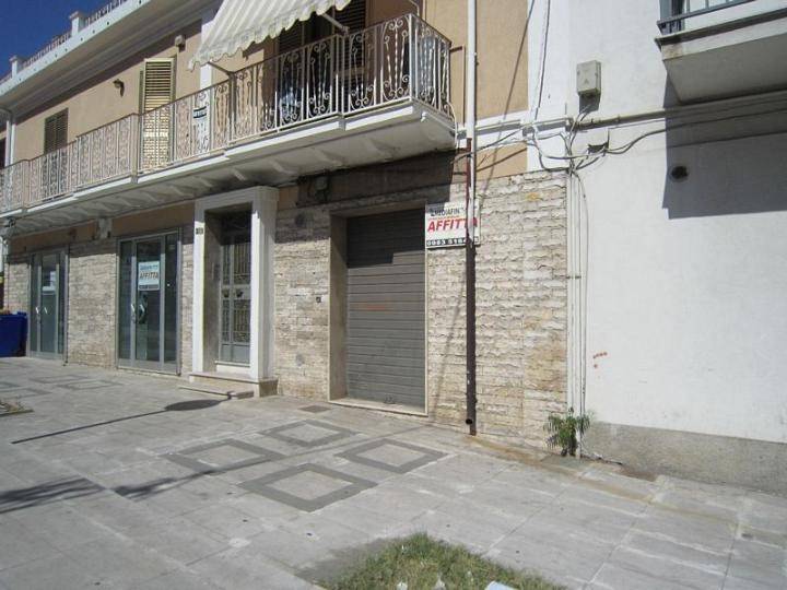 Immobile a Corigliano-rossano in VIALE MARGHERITA - Foto 2