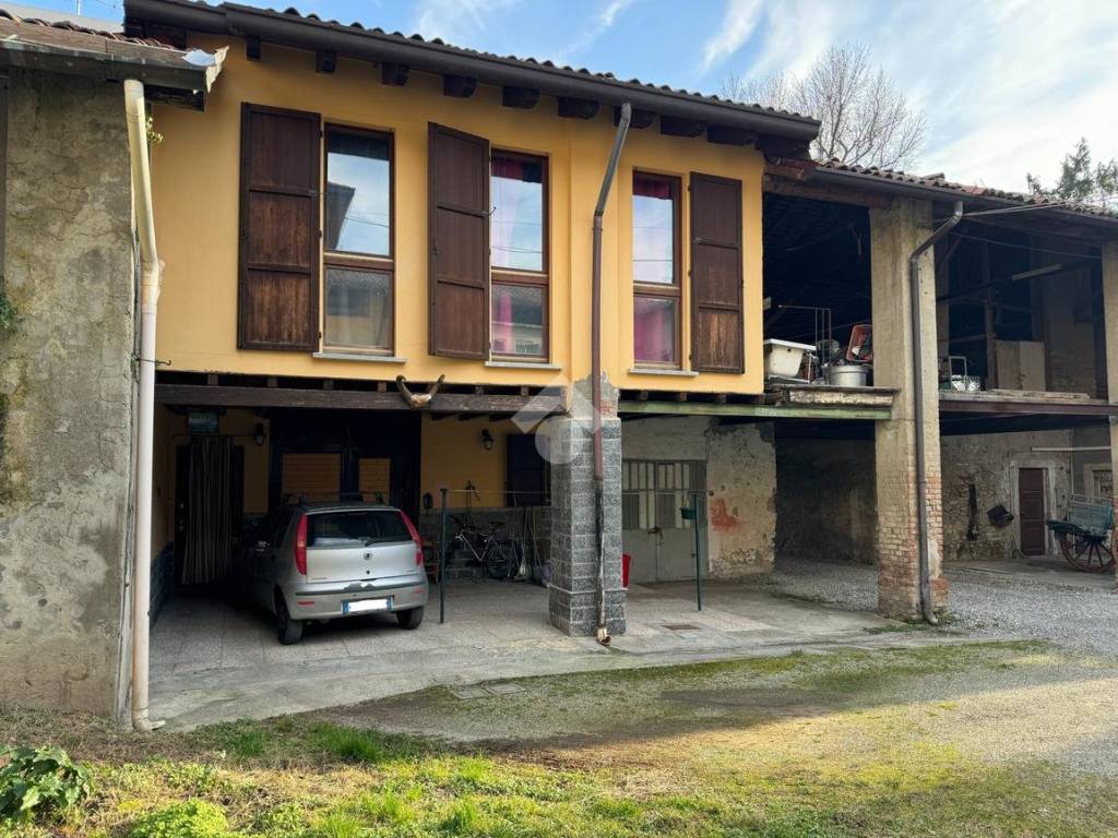 Rustico / casale a Casatenovo in Via Circonvallazione, 1 - Foto 2