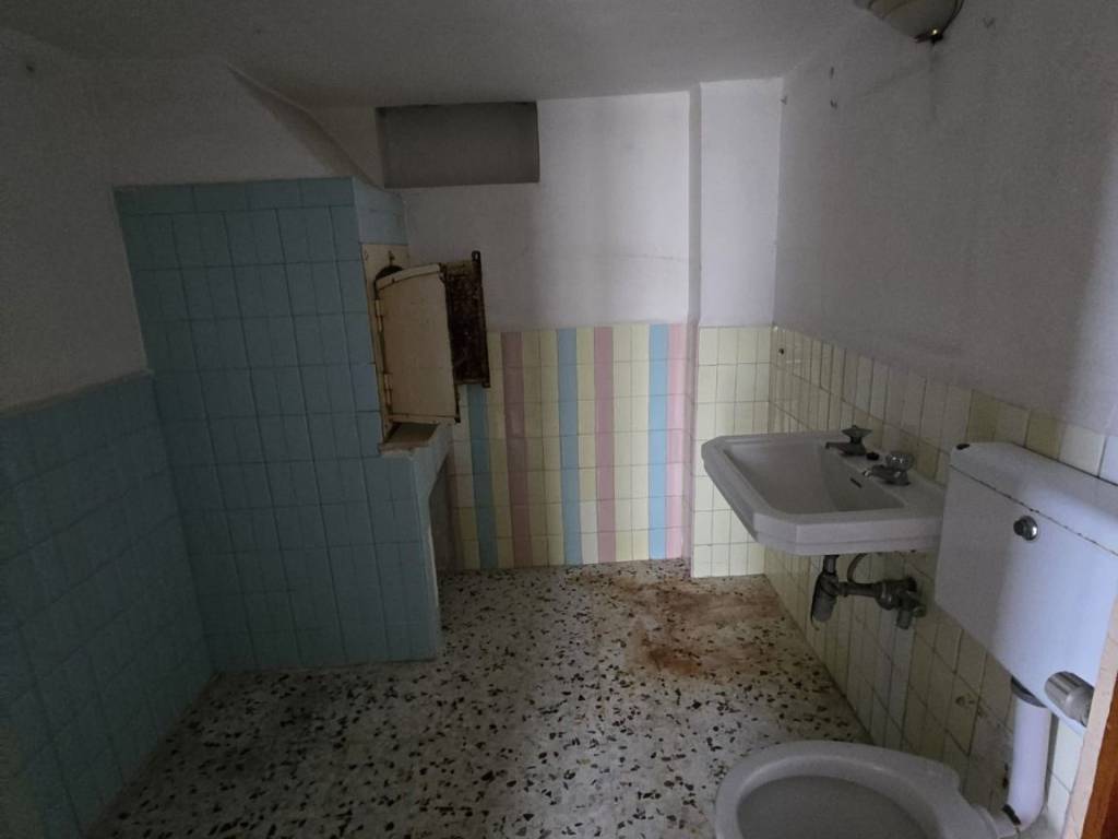 Appartamento a Andria in Via Gaetano Filangieri - Foto 3