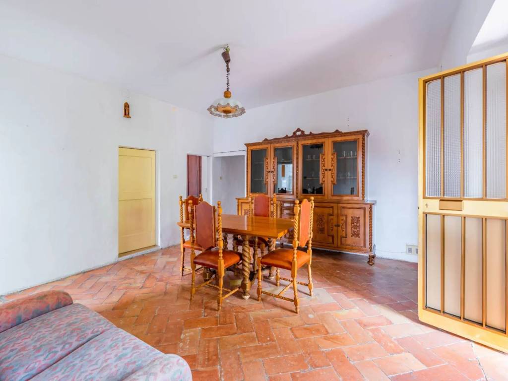 Casa indipendente a Fabriano in FRAZIONE COLLAMATO -via campo al fosso - Foto 2