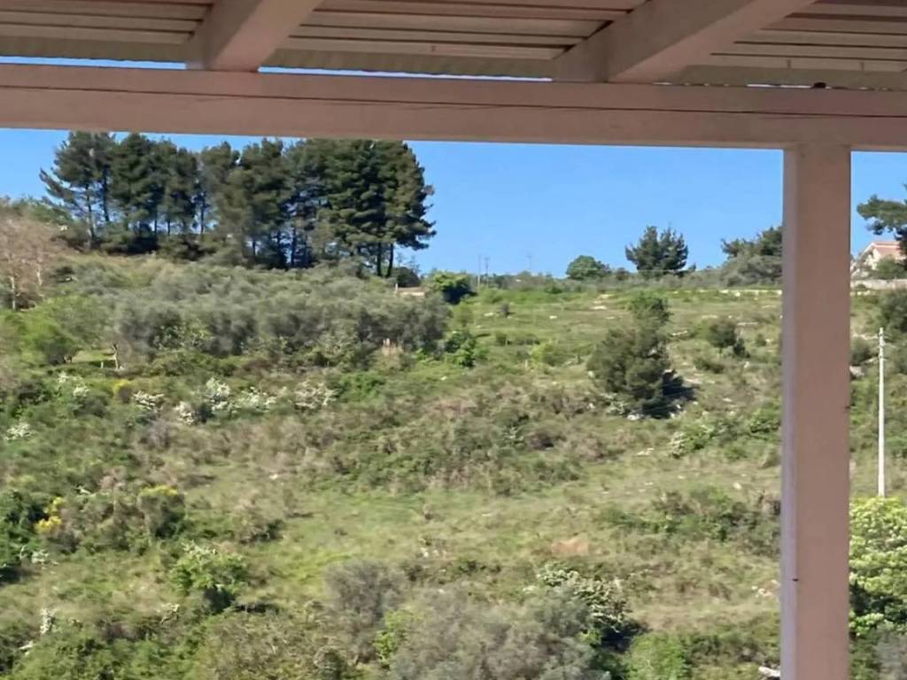 Casa indipendente a Vico del gargano in Via Micino - Foto 5