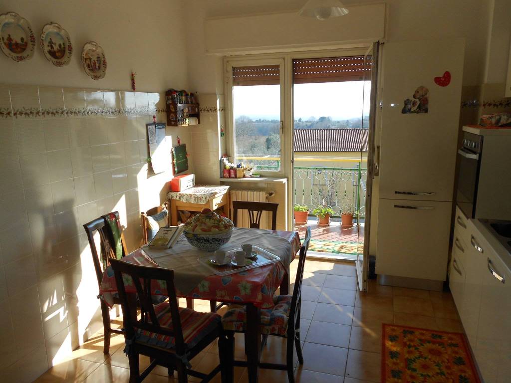 Appartamento a Ronciglione in Via 28 Luglio, 1 - Foto 3