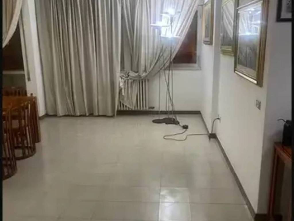 Appartamento a Taranto in Via Lago di Monticchio - Foto 3