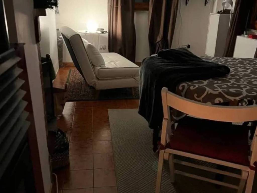 Appartamento a Rocca di cambio in Via Sicinto - Foto 3