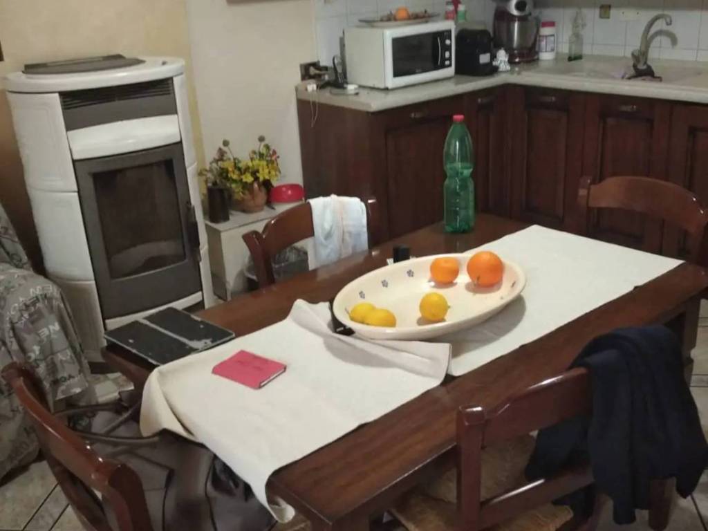 Villetta a schiera a Lagonegro in Via Sant'Antuono - Foto 2